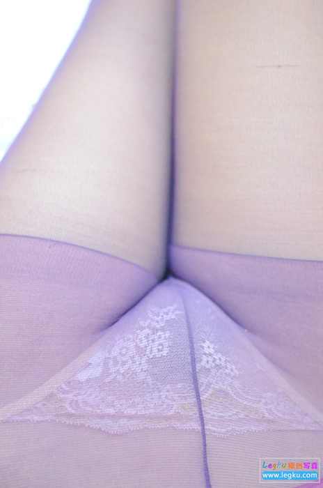 legku原创写真2014.04.25 NO.102性感透明紫色连裤丝袜